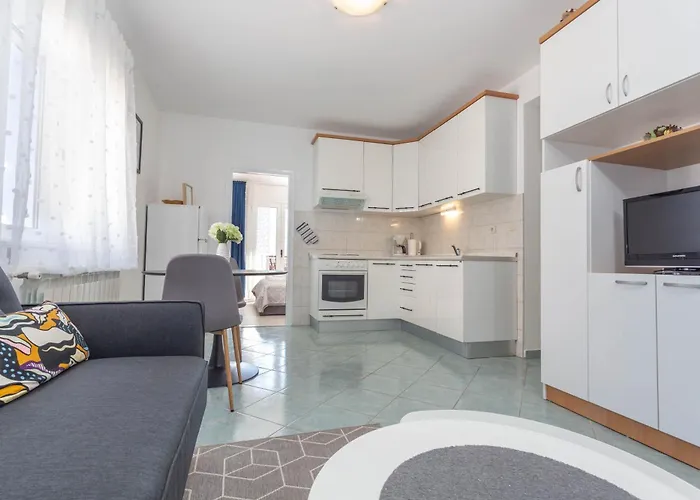 安尼塔公寓式旅馆 * 赫瓦尔