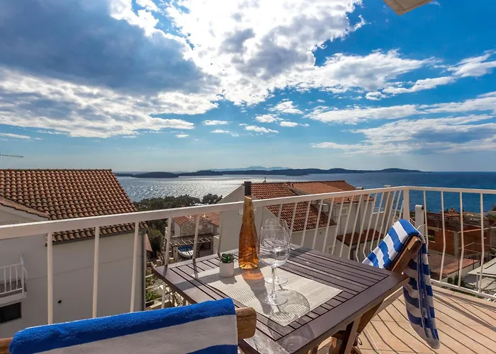 安尼塔公寓式旅馆 赫瓦尔