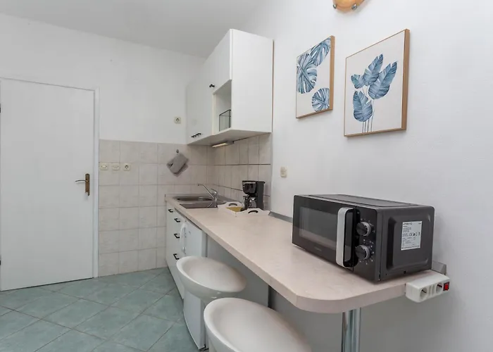 安尼塔公寓式旅馆 * 赫瓦尔