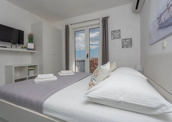 Anita Apartment Hvar Town