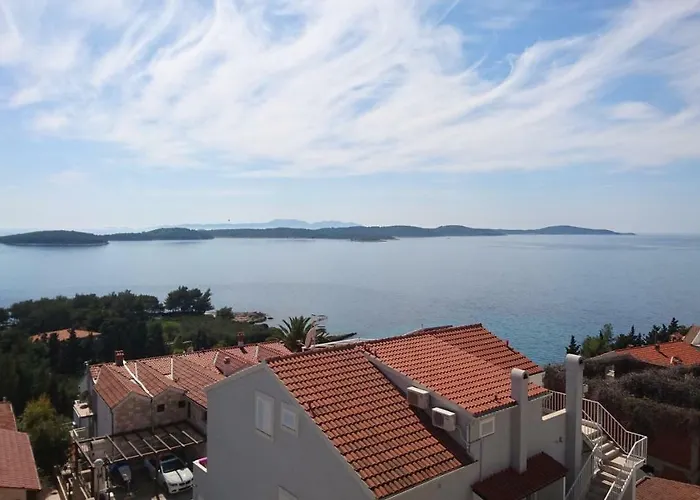 Apartment Anita Hvar Town